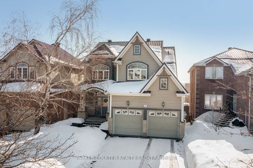 23 Sovereigns Gate, Barrie, ON, L4N0K7 | Card Image