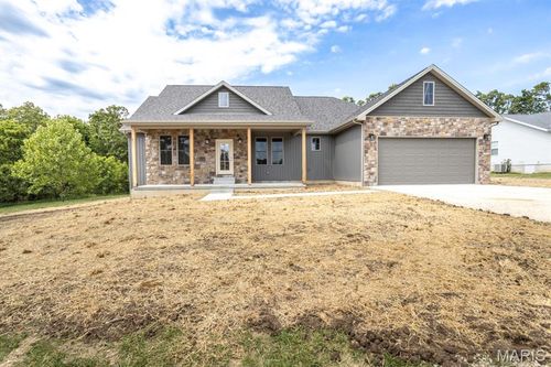 112 Sweet Valley Cir, Crocker, MO, 65452-8289 | Card Image