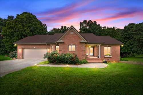 3055 Quisenberry Ln, Hopkinsville, KY, 42240-9501 | Card Image