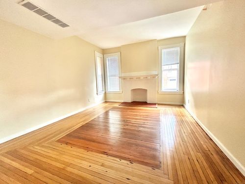 apt-3f-135 W Main St, Waterbury, CT, 06702-2017 | Card Image