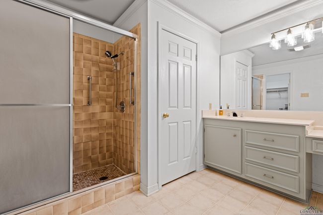 1307 Spring Tree Ln, House other with 3 bedrooms, 3 bathrooms and null parking in Kilgore TX | Image 34