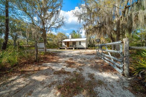 15605 Ne 236th St, Fort Mc Coy, FL, 32134-3851 | Card Image