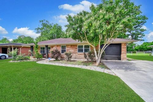 10406 Woodwind Dr, Houston, TX, 77025-5410 | Card Image