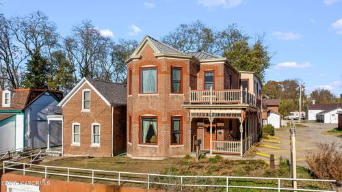 308 W Dunklin St, Jefferson City, MO, 65101-1617 | Card Image