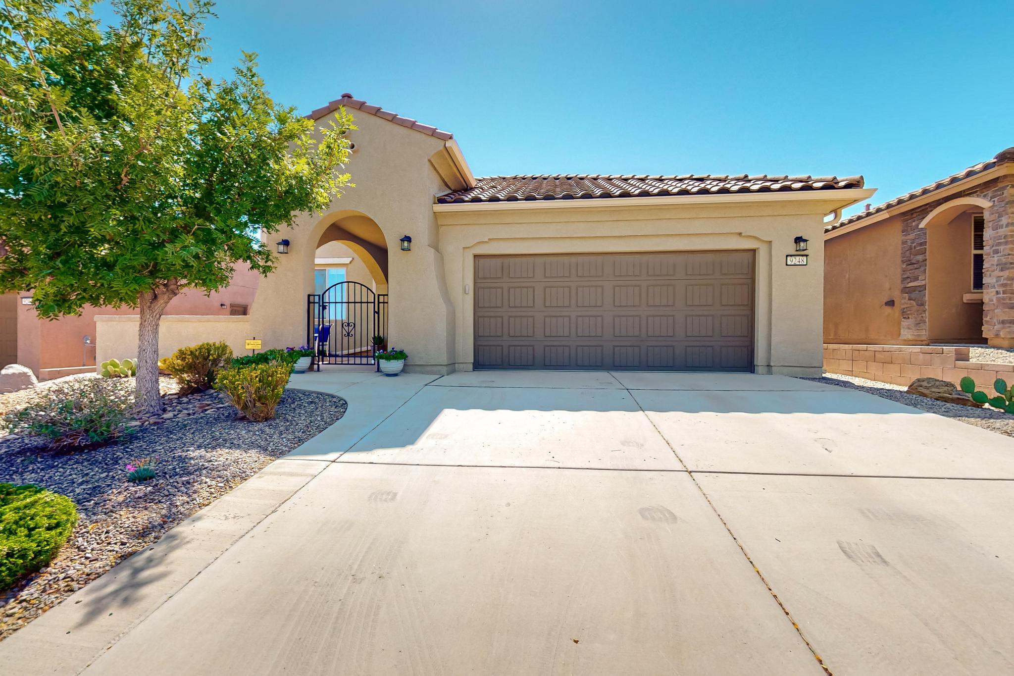 Bear Lake Way, Albuquerque, NM 87120