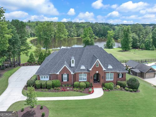 377 Beaumont Farms Dr, Sharpsburg, GA, 30277-2178 | Card Image