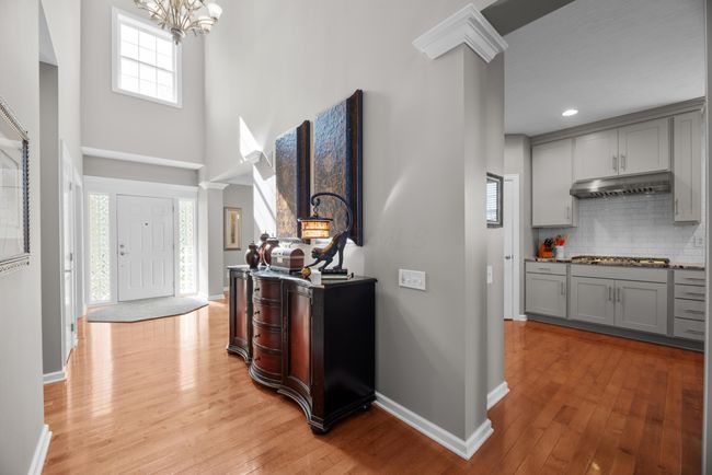 6655 Baronscourt Loop, House other with 3 bedrooms, 3 bathrooms and null parking in Dublin OH | Image 5