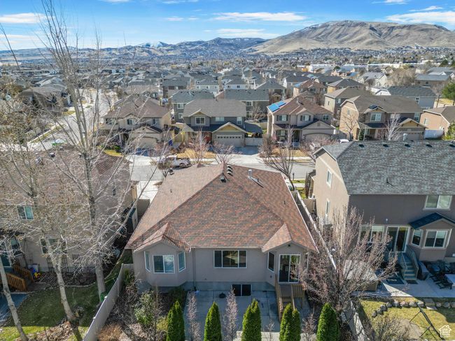 Drone / aerial view with a residential view and a mountain view | Image 31
