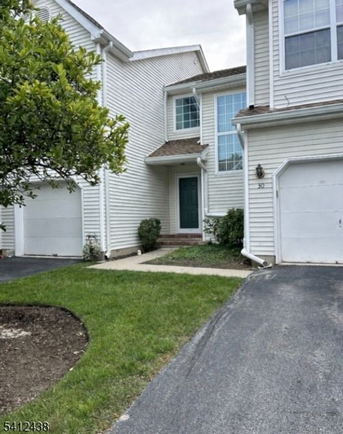 30 Willow Cir, Hamburg, NJ, 07419-1023 | Card Image