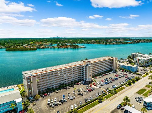 101-1847 Shore Dr S, SOUTH PASADENA, FL, 33707-4715 | Card Image