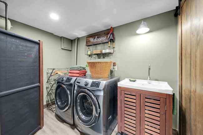 6655 Andersonville Rd, Condo with 2 bedrooms, 3 bathrooms and null parking in Clarkston MI | Image 26