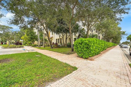 apt-108-3055 Nw 126th Ave, Sunrise, FL, 33323-6332 | Card Image
