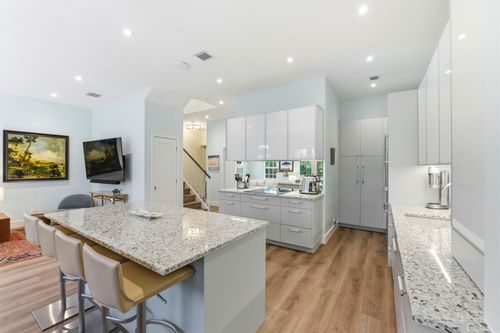 2-2628 Ne 9th Ave, Wilton Manors, FL, 33334-3706 | Card Image