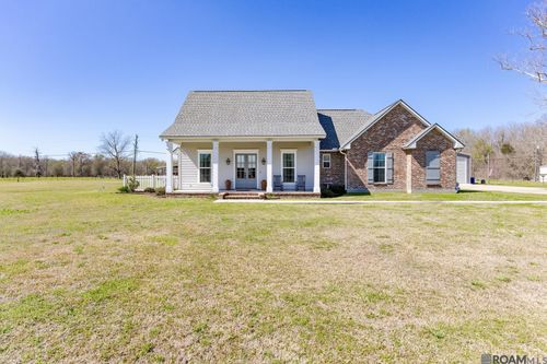 28010 Intracoastal Rd, Plaquemine, LA, 70764-5802 | Card Image