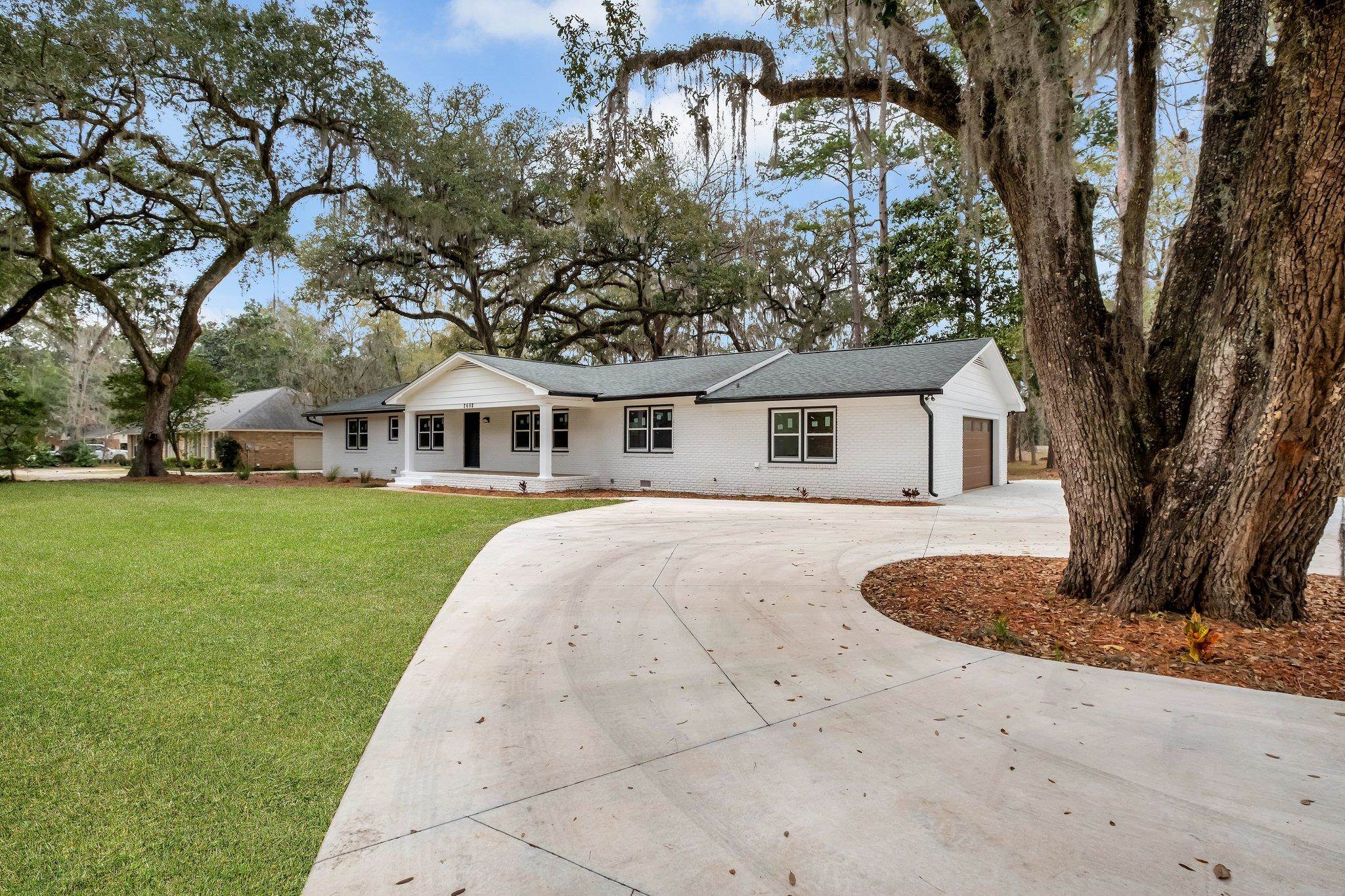 Killarney Way, Tallahassee, FL 32309