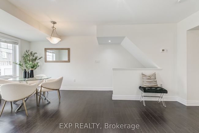979 Nadalin Hts, House attached with 4 bedrooms, 2 bathrooms and 1 parking in Milton ON | Image 14