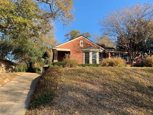 320 Stephenson St, Shreveport, LA, 71104-4520 | Card Image