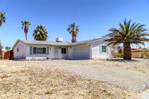 73122 Sunnyvale Dr, 29 Palms, CA, 92277-2245 | Card Image
