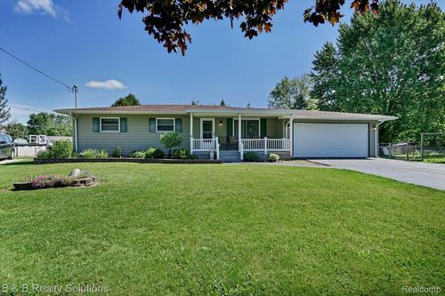 6229 Cold Spring Trl, Grand Blanc, MI, 48439-7970 | Card Image