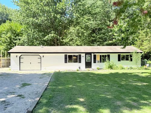 1960 Waterview Way, Crystal, MI, 48818-9778 | Card Image