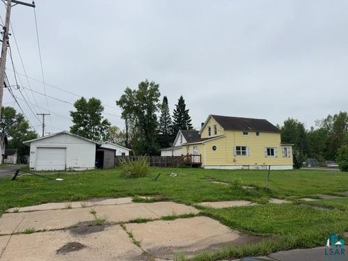 2604 5th Ave W, Hibbing, MN, 55746-2043 | Card Image