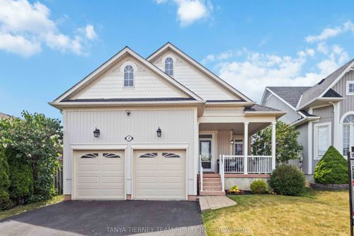 26 Wilshire Dr, Whitby, ON, L1M2C9 | Card Image