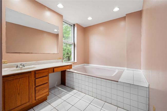 3336 Ward St, House other with 4 bedrooms, 2 bathrooms and null parking in Oakland PA | Image 16