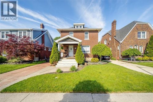 2151 Lincoln Rd, Windsor, ON, N8W2P9 | Card Image