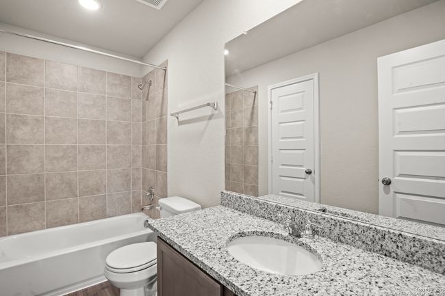 1209 Lauraine, House other with 5 bedrooms, 4 bathrooms and null parking in Seguin TX | Image 18