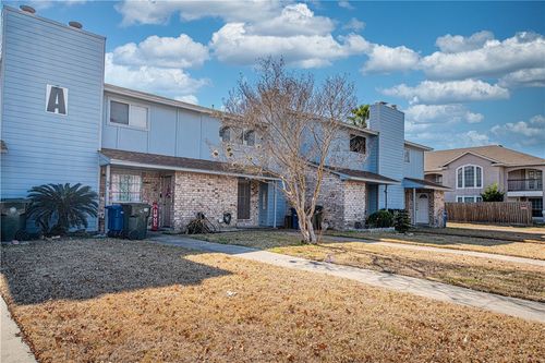 a3-4929 Cedar Pass Dr, Corpus Christi, TX, 78413-5109 | Card Image