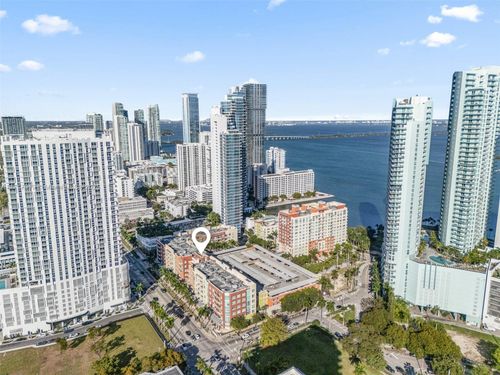 2121-2001 Biscayne Blvd, Miami, FL, 33137 | Card Image