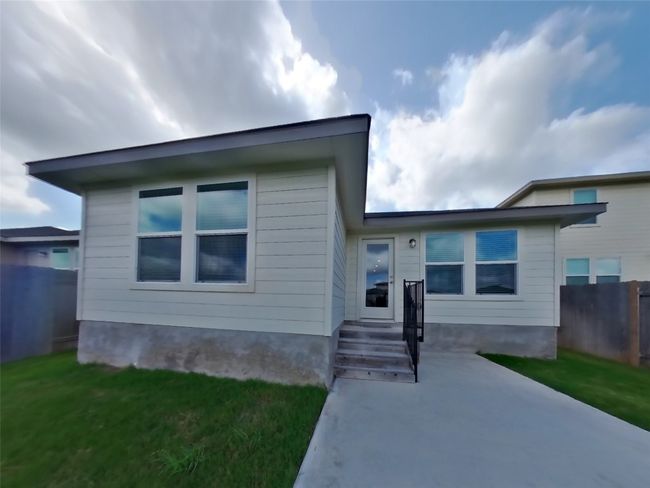 View of front facade | Image 15
