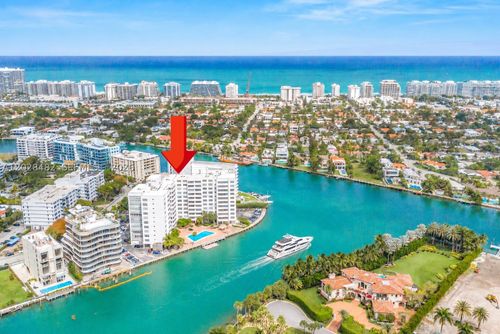 3-c-9102 W Bay Harbor Dr, Bay Harbor Islands, FL, 33154-3603 | Card Image