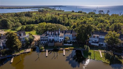 8-8 Place Lafitte, Madisonville, LA, 70447-9628 | Card Image