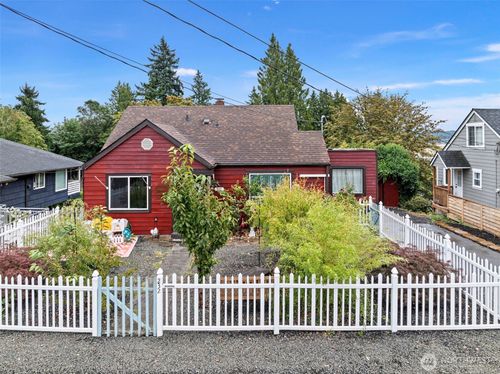 232 S Yantic Ave, Bremerton, WA, 98312-4106 | Card Image