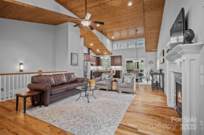 16 Sugarland Ridge Rd, House other with 3 bedrooms, 3 bathrooms and null parking in Fairview NC | Image 7