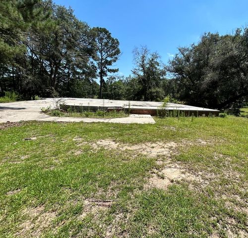 18 Pocahontas Ln, Carriere, MS, 39426-8121 | Card Image