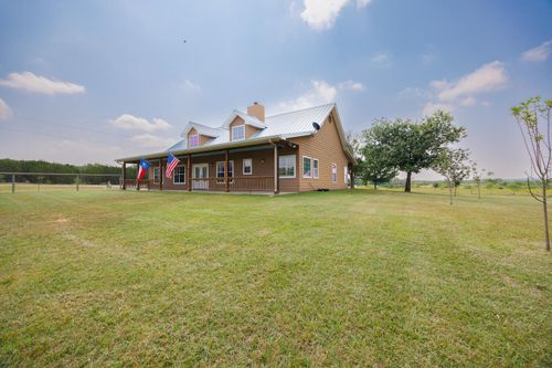 192 Indian Oaks Pass, Blanco, TX, 78606-2307 | Card Image