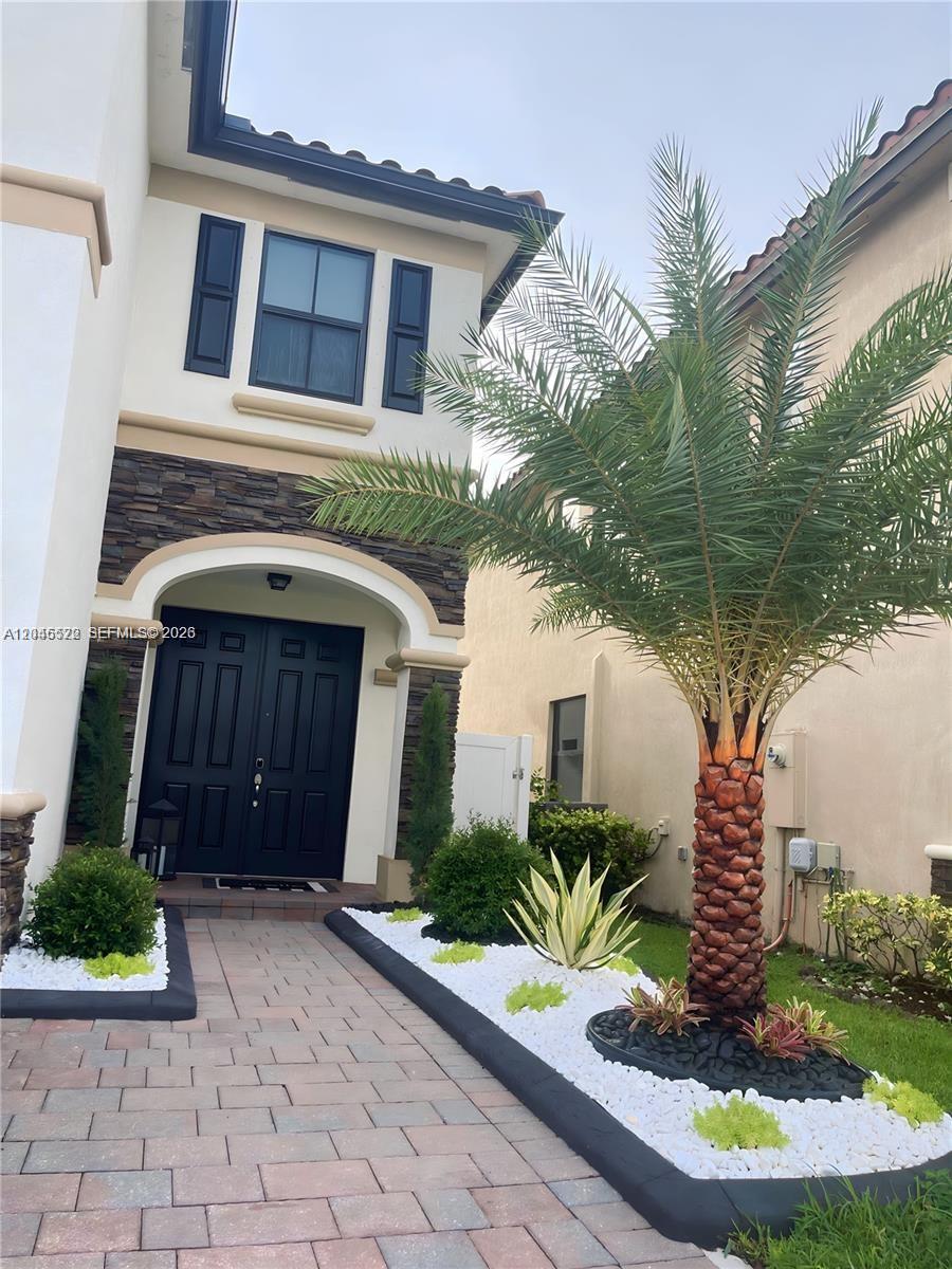 Residential Lease in Hialeah 2