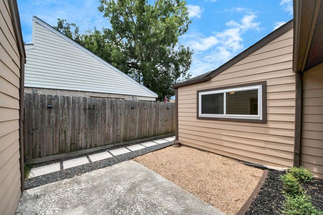 secondary courtyard | Image 49