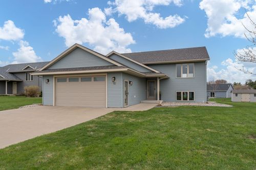 72 Balsam Cir, Madison Lake, MN, 56063-2201 | Card Image