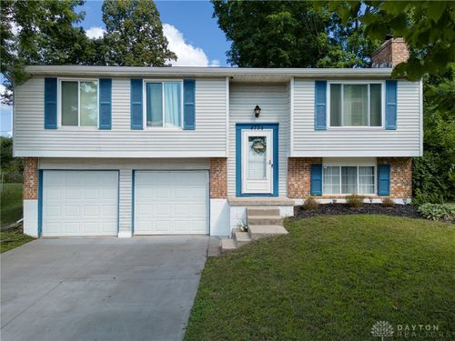 4734 Willow Mist Dr, Huber Heights, OH, 45424-4406 | Card Image