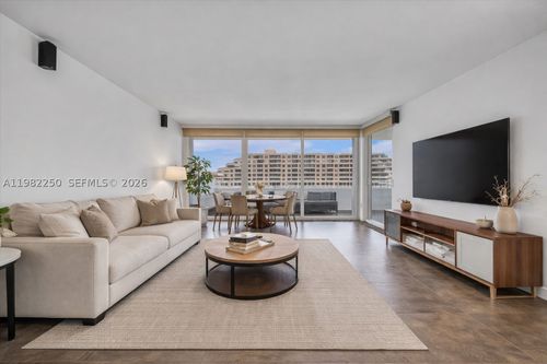 1009-199 Ocean Lane Dr, Key Biscayne, FL, 33149-1652 | Card Image