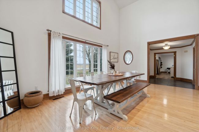 1949 Michigan Line, House other with 3 bedrooms, 3 bathrooms and 6 parking in Sarnia ON | Image 7