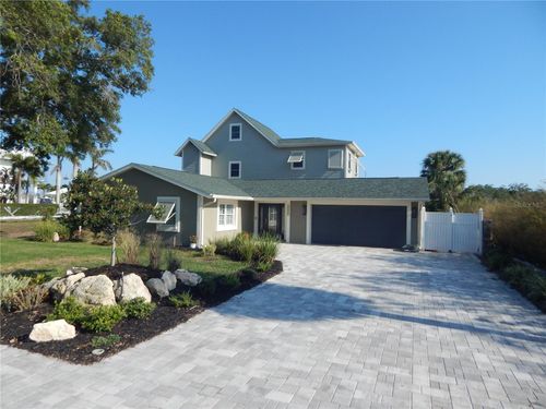 8025 Island Dr, PORT RICHEY, FL, 34668-6220 | Card Image