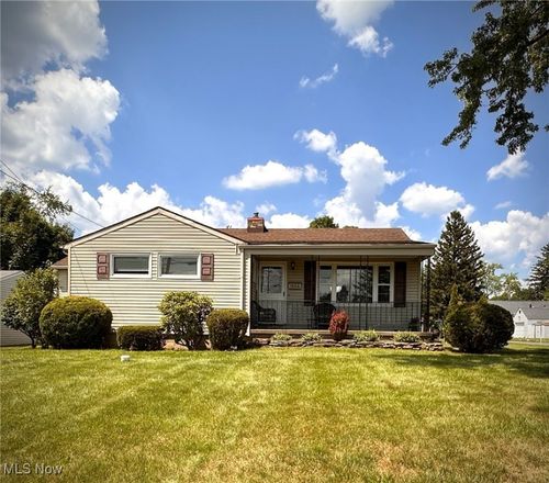 1956 Country Club Ave, Youngstown, OH, 44514-1109 | Card Image