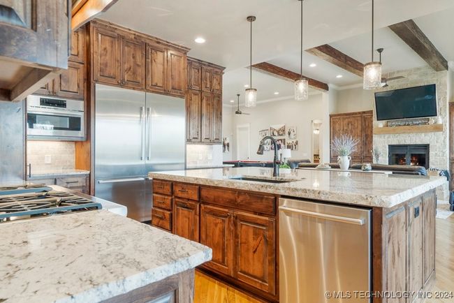 8320 E 80 Th St N, House other with 4 bedrooms, 6 bathrooms and null parking in Owasso OK | Image 14