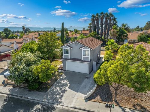 27189 Rainbow Creek Dr, Temecula, CA, 92591-4514 | Card Image