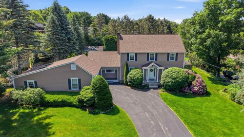 6 Quail Run, South Burlington, VT, 05403-7807 | Card Image