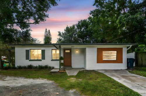 2211 E Hanna Ave, Tampa, FL, 33610-1359 | Card Image